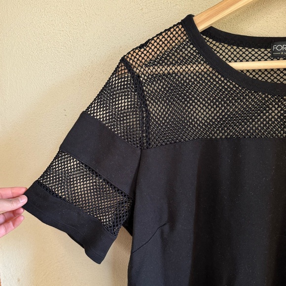 Forever 21 Plus Size Black Mesh Stripes Short Sleeve Crop Top US 1X 90s Grunge - Picture 3 of 6